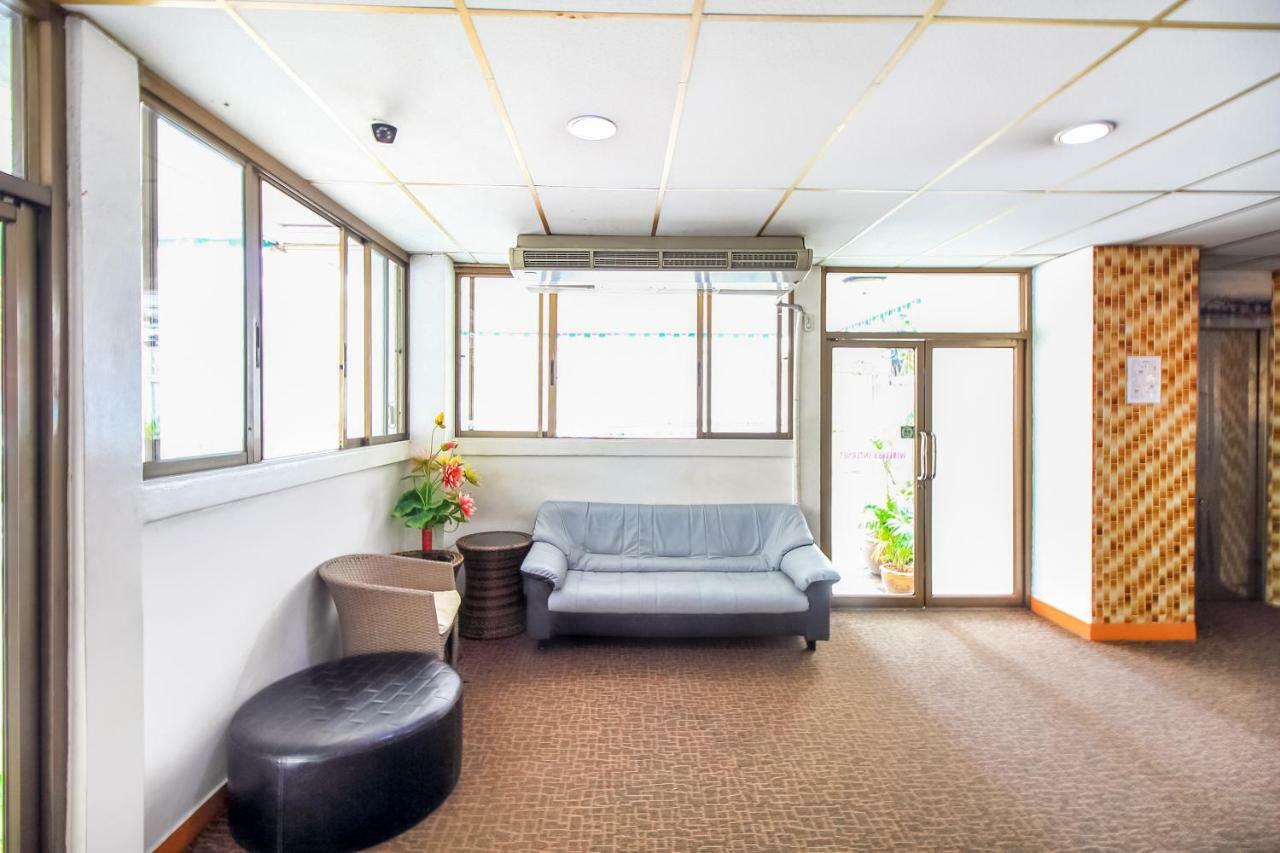 Crown Bts Nana Hotel Bangkok Ngoại thất bức ảnh